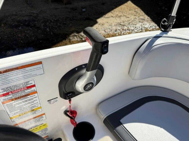 2021 Bayliner M15 US-BLBX2596J021 [photo 13]